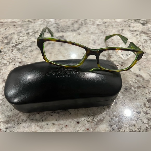 Brand new women’s coach frame. - Picture 4 of 6